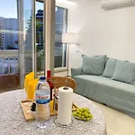 Luxury 2 Min With Balcony, Ocean View, Wifi, Ac, Smarttv Portimão