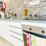 Apartamento Luxury 2 Min With Balcony, Ocean View, Wifi, Ac, Smarttv *