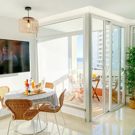 Apartment Luxury 2 Min With Balcony, Ocean View, Wifi, Ac, Smarttv Portimao