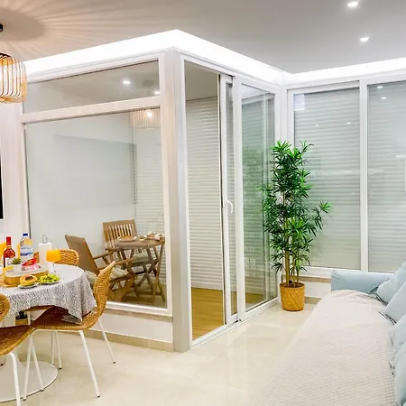 Luxury 2 Min With Balcony, Ocean View, Wifi, Ac, Smarttv * Portimao