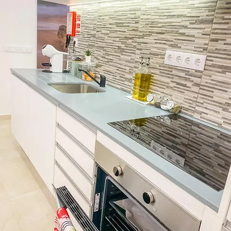 Lägenhet Luxury 2 Min With Balcony, Ocean View, Wifi, Ac, Smarttv *
