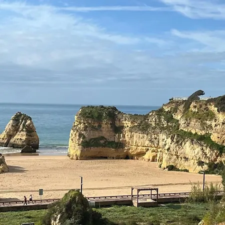 Luxury 2 Min With Balcony, Ocean View, Wifi, Ac, Smarttv Appartement Portimão