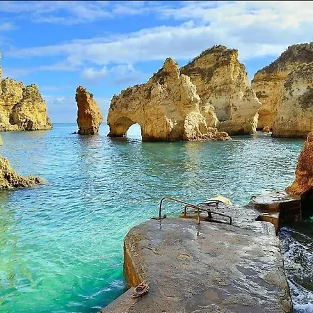 Luxury 2 Min With Balcony, Ocean View, Wifi, Ac, Smarttv Portimão